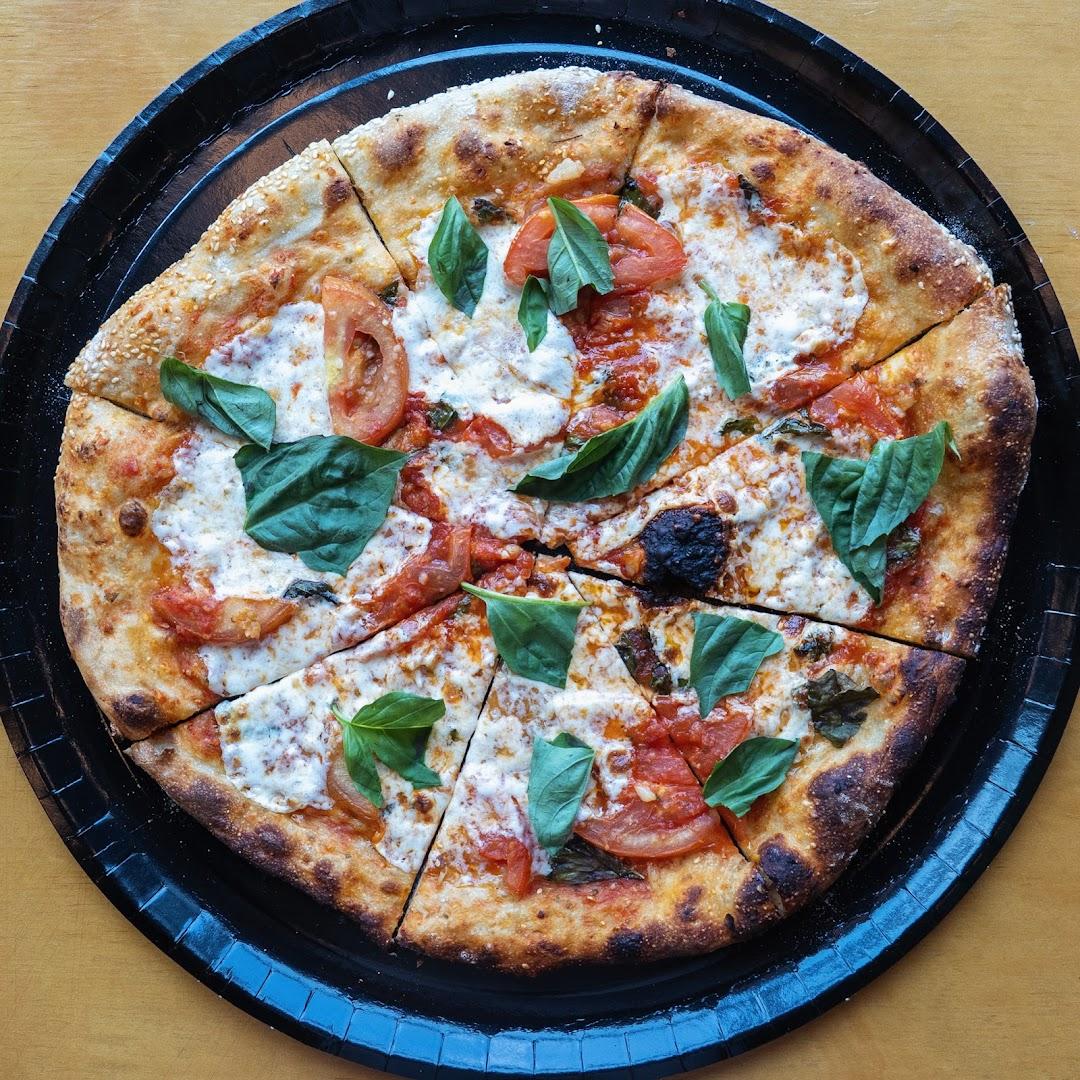 Half Pint Pizza